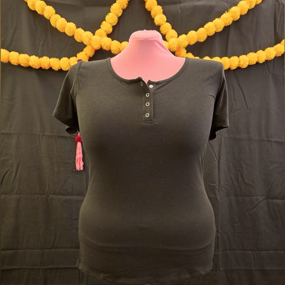 Torrid Women’s Plus Size Ribbed Henley Fitted Tee Black 3X NWT